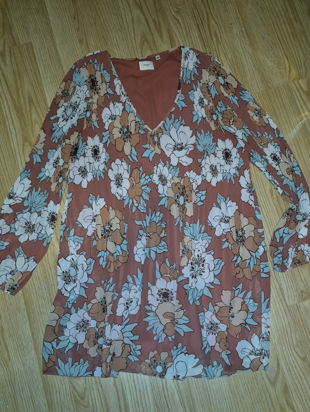 Wilfred For Aritzia Daydreamer Vneck Pleated Dress..size L..like New
